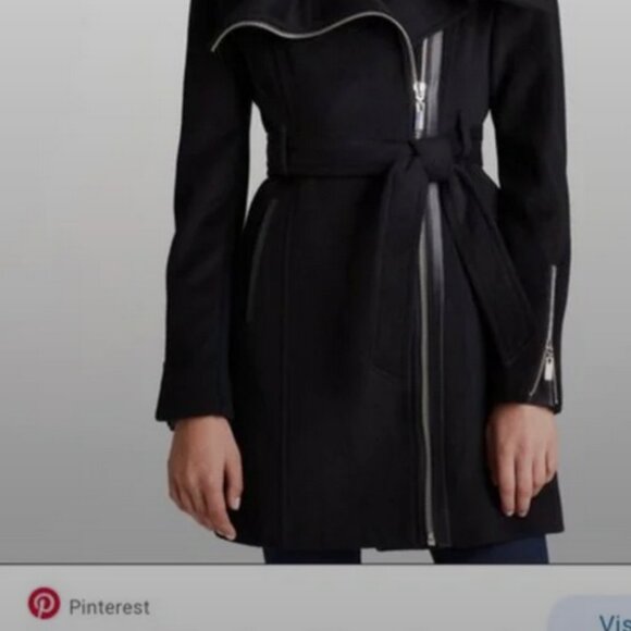 BCBG Wool Short coat with lamb fur collar (detachable) - Picture 2 of 6